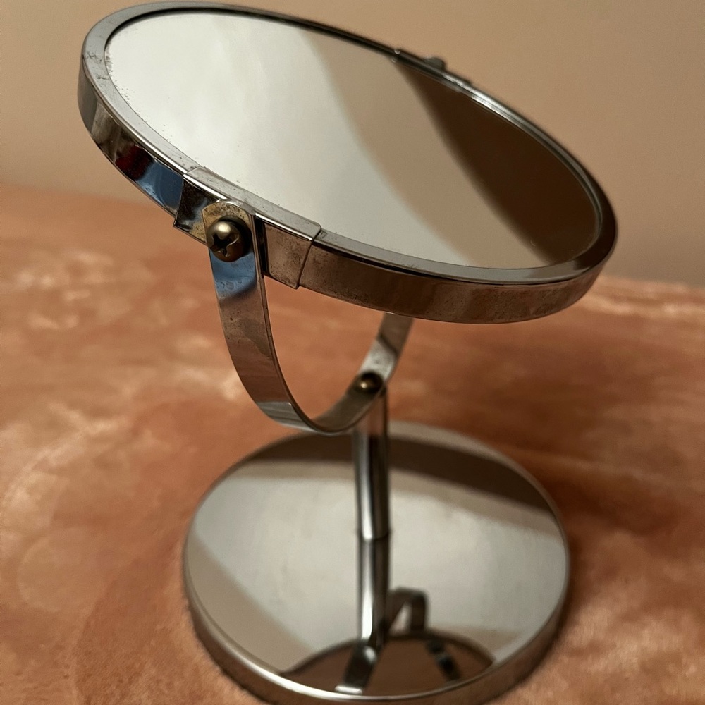 B&B 6" Magnifying Makeup Mirror Double Sided, Table Top Vanity Mirror Swivel… - Picture 2 of 3